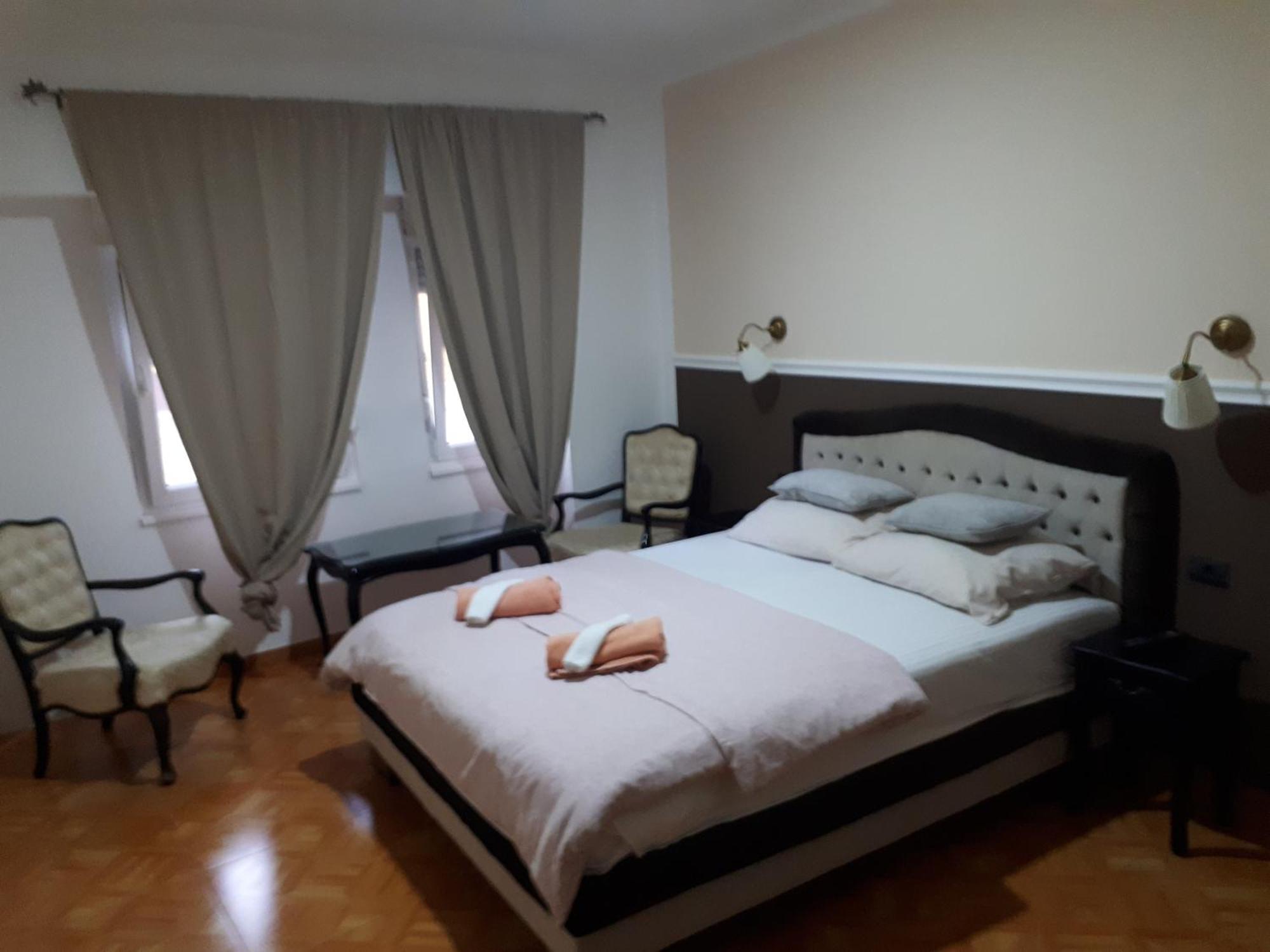 Kikinda Bed&Breakfast Intermezzo Caffe מראה חיצוני תמונה